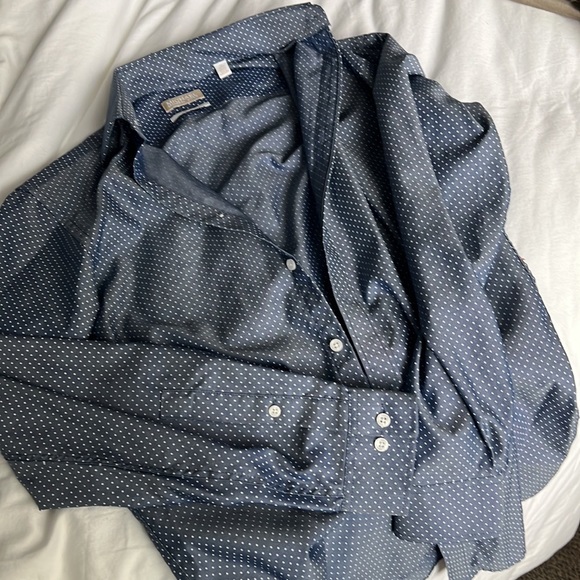 Michael Kors Slim Fit Button-Up - Picture 2 of 3